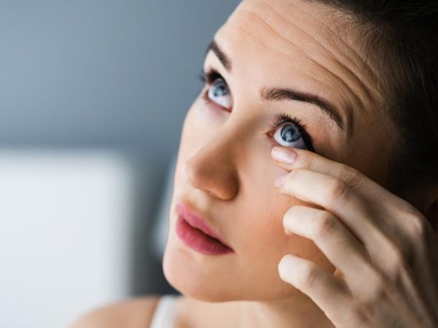 What You Need to Know About Contact Lens Intolerance