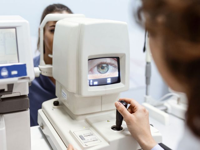 How Do Comprehensive Eye Exams Check Your Overall Health?